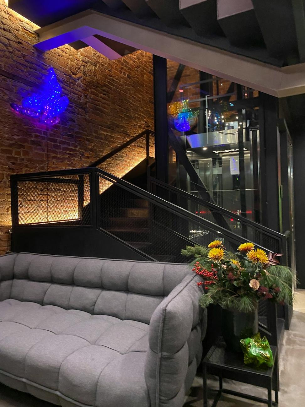 Bar lounge
